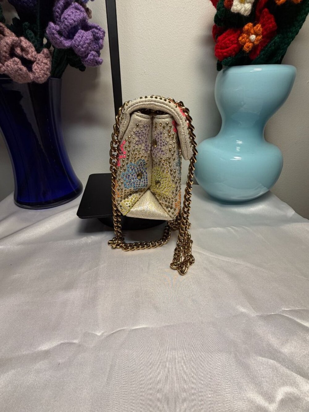 Kurt Geiger Small Handbag Rhinestone Floral Design And Lock NWT - Picture 5 of 10